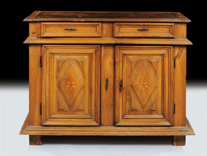 Credenza in noce a due ante pannellate, XIX secolo  - Auction Old Paintings and Furnitures - Cambi Casa d'Aste