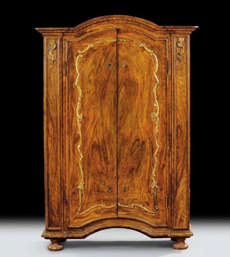 Armadietto Luigi XIV, laccato a finto legno, XVIII secolo  - Auction Antiquariato, Argenti e Dipinti Antichi - Cambi Casa d'Aste