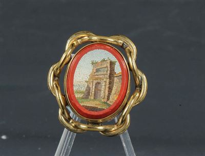 Spilla con Micromosaico Raffigurante Rovina, XX Secolo