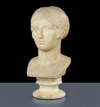Scultura in Marmo Bianco Raffigurante Testa Femminile, XIX Secolo