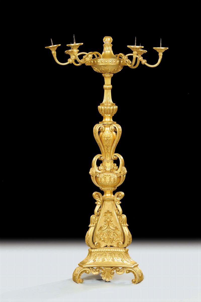 Torciera Luigi XVI a sei luci in legno intagliato e dorato, Roma XVIII secolo  - Asta Antiquariato e Dipinti Antichi - Cambi Casa d'Aste