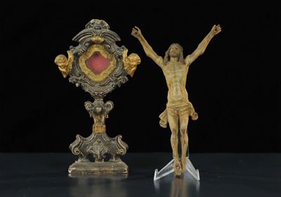 Crocifisso ed Ostensorio in Legno Intagliato e Dorato, XVIII Secolo