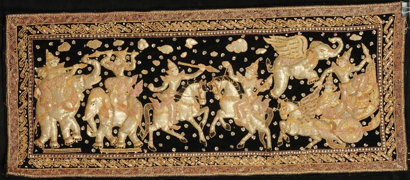 Stoffa indiana con ricami raffiguranti animali e figure  - Asta Antiquariato e Dipinti Antichi - Cambi Casa d'Aste