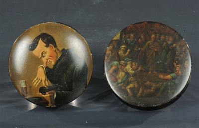 Due Tabacchiere in Papier Mache con Decoro Policromo