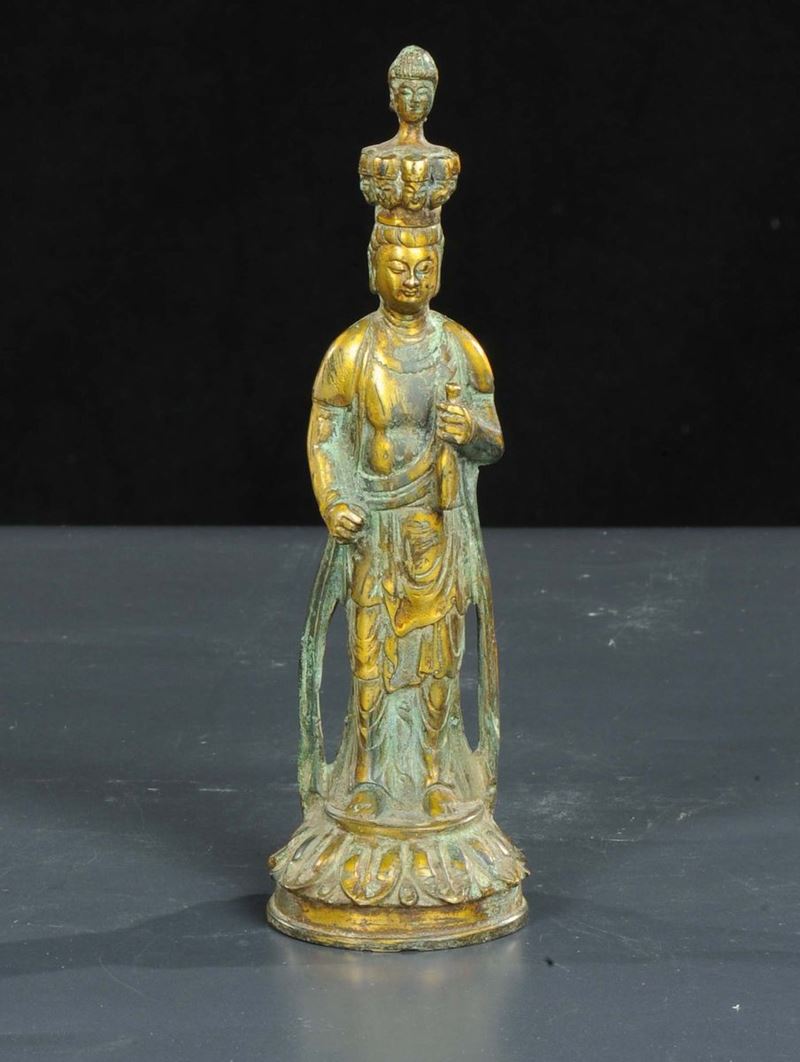 Sculturina in bronzo dorato raffigurante personaggio orientale, XIX secolo  - Auction Oriental Art - Cambi Casa d'Aste