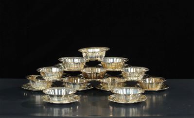 Undici Boulle in Argento con Piatto di Gusto Barocco