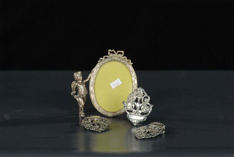 Tre canti in argento Carlo X, XIX secolo  - Auction Silver, Clocks and Jewels - Cambi Casa d'Aste