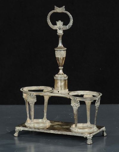 Oliera in Argento Sbalzato ed Inciso, Genova XIX Secolo