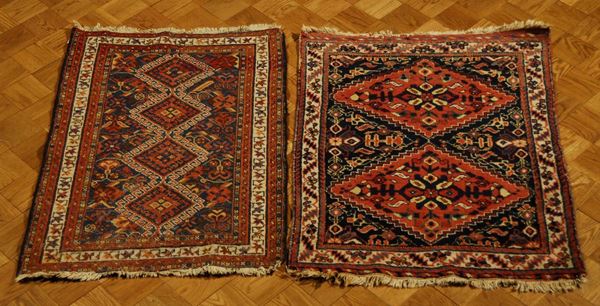Lotto di due tappeti Sud-Persia Atshari, fine XIX inizio XX secolo