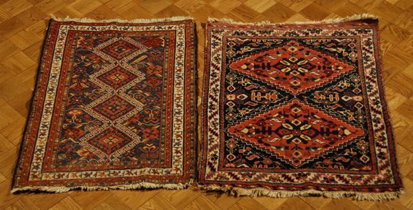 Lotto di due tappeti Sud-Persia Atshari, fine XIX inizio XX secolo