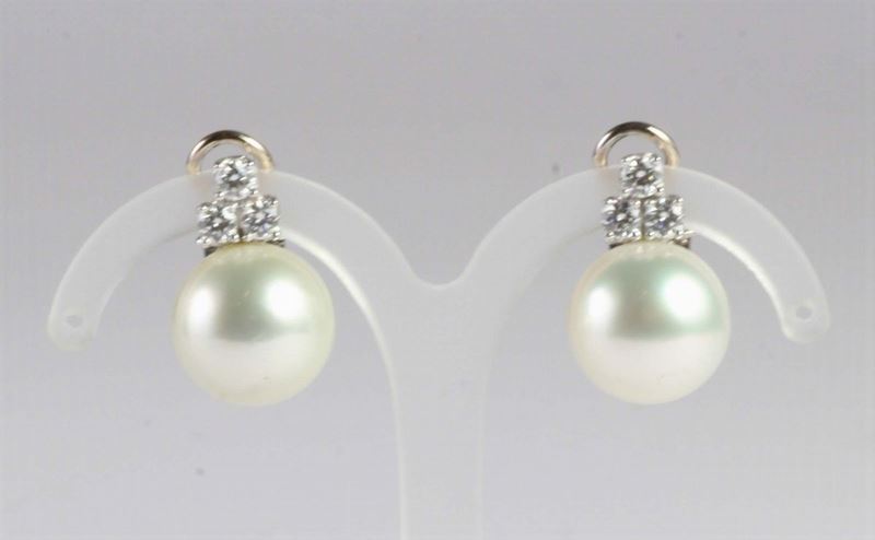 Orecchini con perle australiane e diamanti  - Auction Silver, Clocks and Jewels - Cambi Casa d'Aste