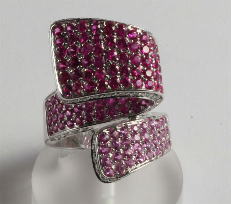 Anello con pav di rubini e diamanti  - Auction Silver, Clocks and Jewels - Cambi Casa d'Aste