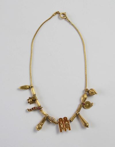 Collana con Charms . India, Secolo XX Prima Metˆ