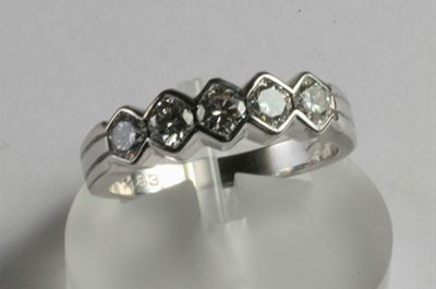 Anello con Diamanti