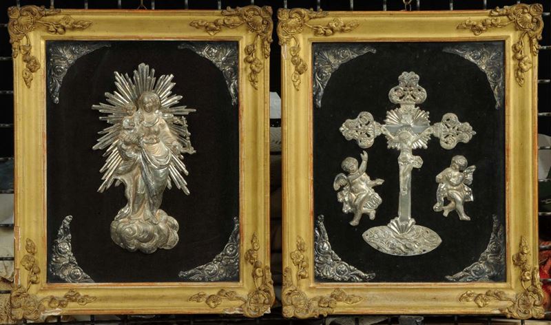Madonnina e crocifisso in argento sbalzato, Genova XIX secolo  - Auction Silver, Clocks and Jewels - Cambi Casa d'Aste
