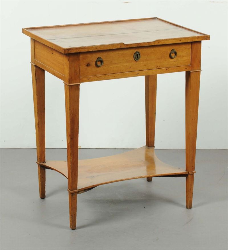 Tavolino Direttorio in noce ad un cassetto, XIX secolo  - Auction Old Paintings and Furnitures - Cambi Casa d'Aste