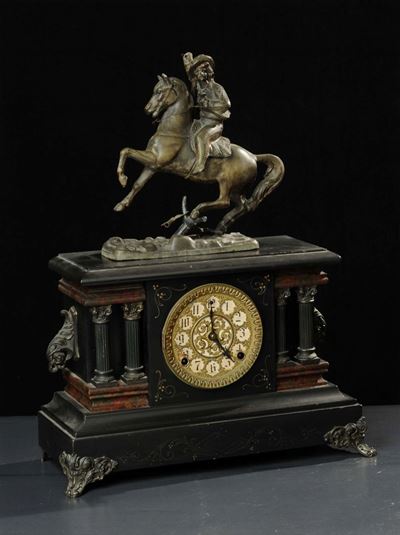 Orologio da Tavolo in Legno Ebanizzato e Metallo Sbalzato, XIX Secolo