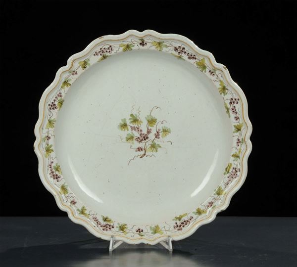 Piatto da portata, Faenza XVIII secolo