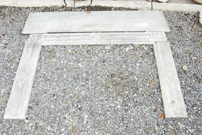 Camino in Marmo con Decoro Geometrico a Lieve Rilievo, XIX Secolo