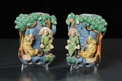 Due Vasi in Terracotta Policroma, Cina Fine XVIII Secolo