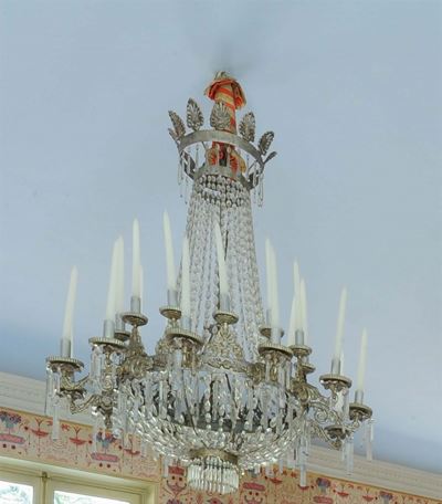 Lampadario in Metallo Argentato a Ventiquattro Luci, Fine XIX Secolo