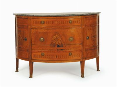 Commode Demi Lune in Noce e Legni da Frutto, Nord Italia Fine XVIII Secolo