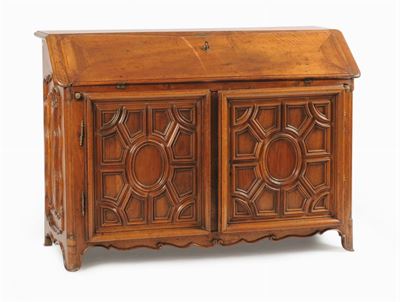 Credenza in Noce, Italia Settentrionale XVIII Secolo