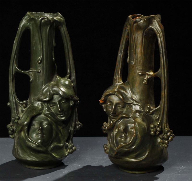 Coppia di vasi in terracotta smaltata, XX secolo  - Asta Antiquariato e Dipinti Antichi - Cambi Casa d'Aste