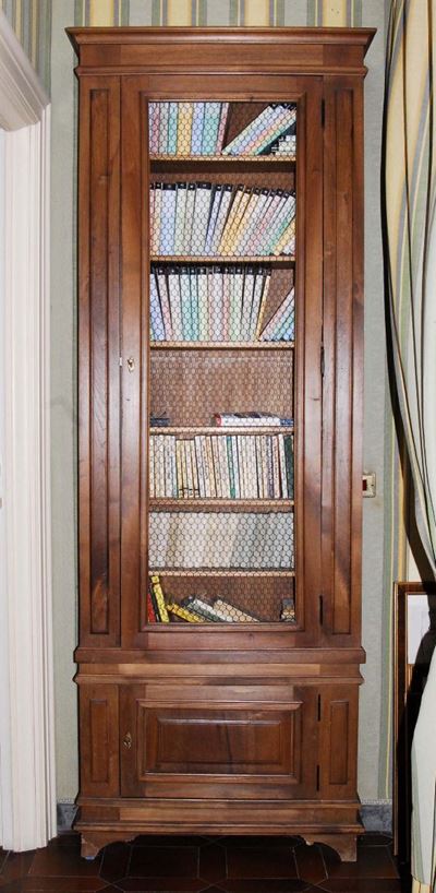Biblioteca in Noce Ad un'anta, XX Secolo