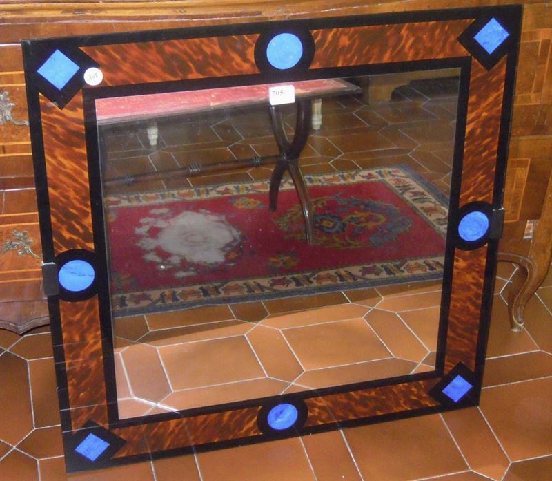 Due specchi con finta cornice sottovetro, XX secolo  - Auction House Sale Villa la Femara - Cambi Casa d'Aste