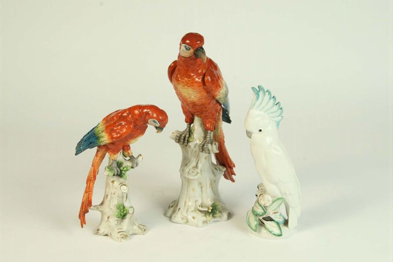Tre pappagalli in porcellana tedesca  - Auction House Sale Villa la Femara - Cambi Casa d'Aste