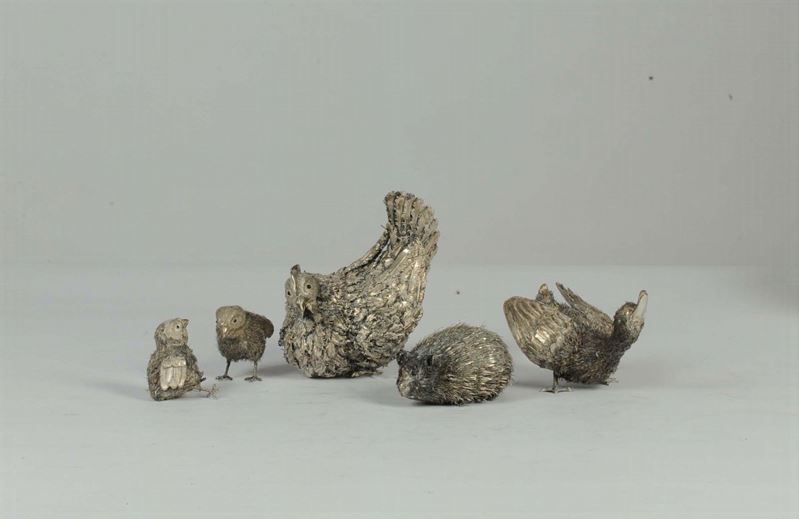 Gallina, papera, due pulcini e porcospino in argento 925, XX secolo  - Asta House Sale villa la Femara - Cambi Casa d'Aste