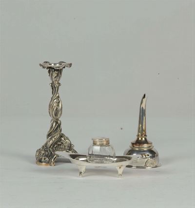 Un Candeliere, un Colino ed un Calamaio in Argento, XX Secolo