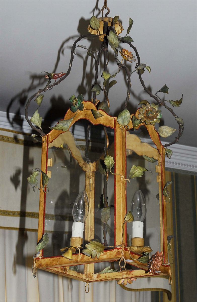 Lanterna in metallo laccato in policromia  - Asta House Sale villa la Femara - Cambi Casa d'Aste