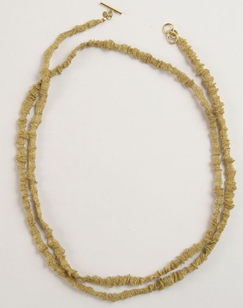 Chus Burés. A gold necklace  - Auction Fine Art - Cambi Casa d'Aste