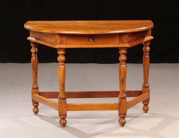 Mezzo tavolo in legno in noce in stile