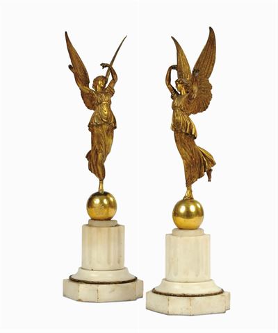 Due Figure Alate in Bronzo Dorato su Base in Marmo, Francia Fine XIX Secolo