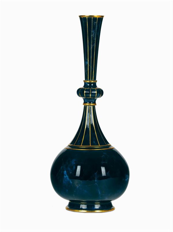 Vaso soliflore in porcellana di Sevres, Francia XX secolo