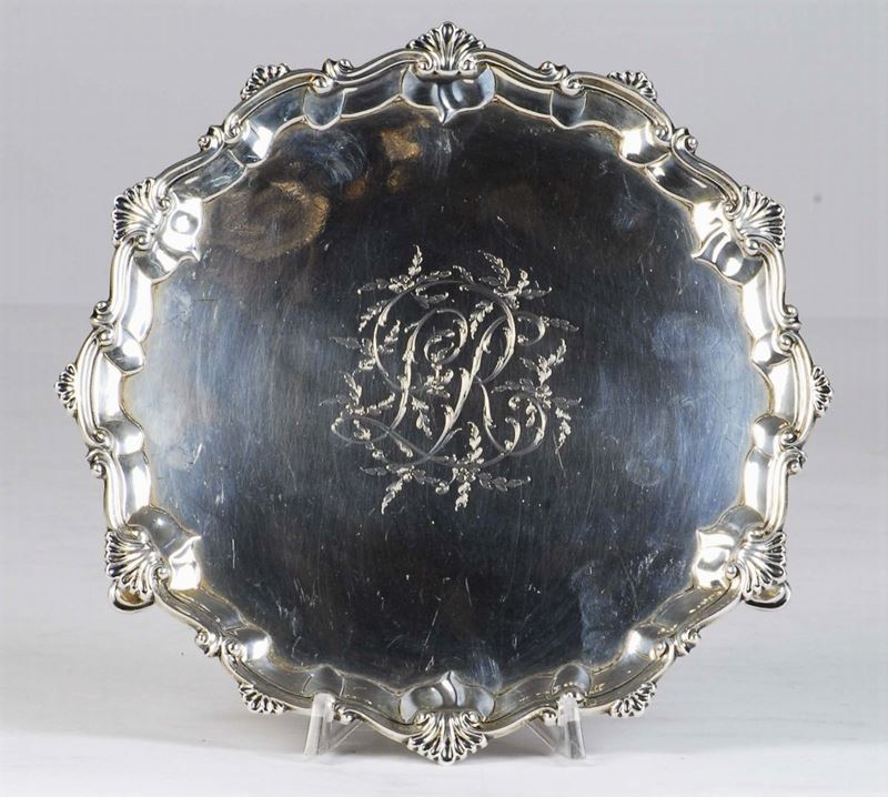 Salver in argento, Londra 1759  - Auction House Sale Villa la Femara - Cambi Casa d'Aste