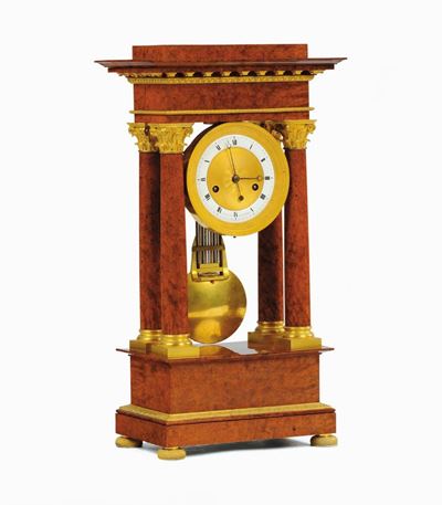 Orologio Impero a Tempietto in Mogano e Bronzo Dorato, Francia XIX Secolo
