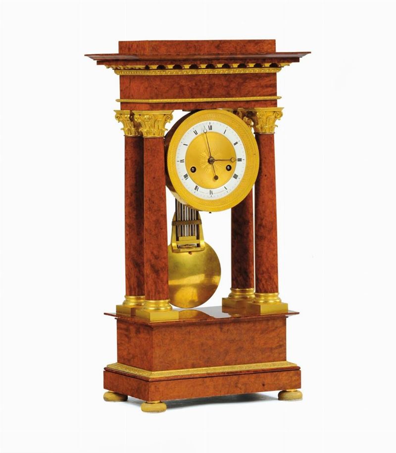 Orologio Impero a tempietto in mogano e bronzo dorato, Francia XIX secolo  - Auction House Sale Villa la Femara - Cambi Casa d'Aste