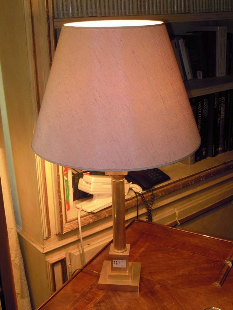 Due lampade da tavolo in metallo  - Auction House Sale Villa la Femara - Cambi Casa d'Aste