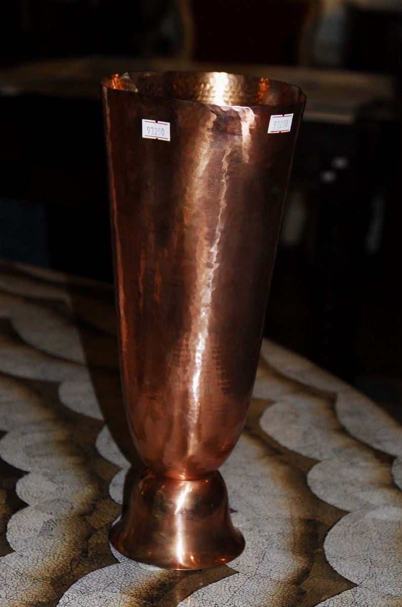 Vaso in rame Molignani  - Asta Antiquariato e Dipinti Antichi - Cambi Casa d'Aste