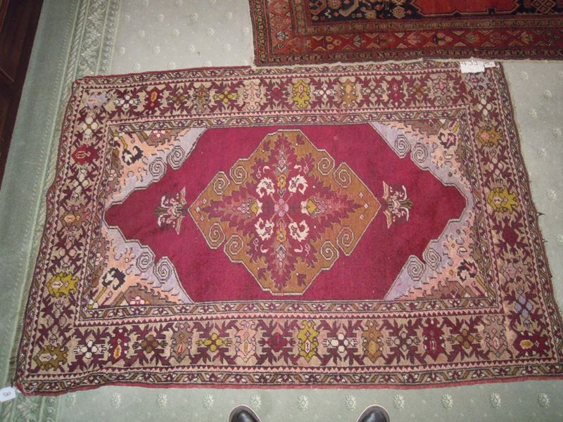 Tappeto anatolico, fine XIX inizio XX  secolo  - Auction House Sale Villa la Femara - Cambi Casa d'Aste