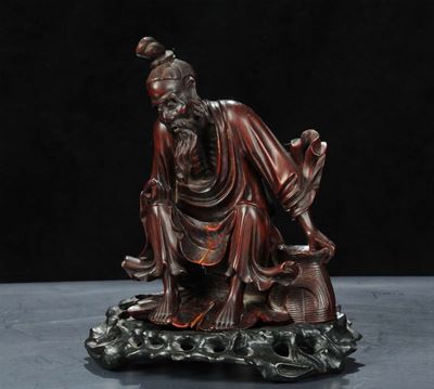 Statua in Legno Raffigurante Personaggio Seduto, Cina XX Secolo
