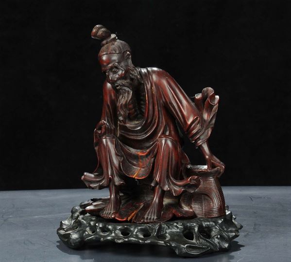 Statua in legno raffigurante personaggio seduto, Cina XX secolo