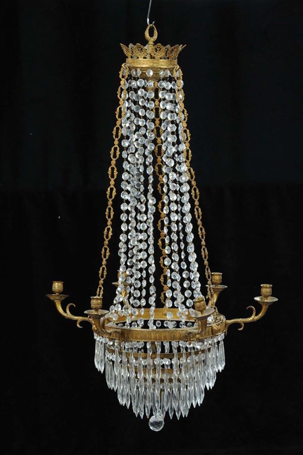 Lampadario a sei luci in bronzo dorato e cristalli, XIX secolo
