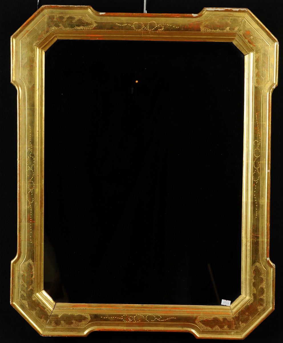 Coppie di Specchiere Umbertine in Legno Inciso e Dorato, XIX Secolo