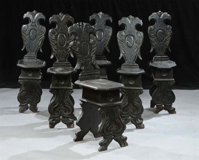 Sei Sgabelli in Stile in Legno Intagliato e Patinato, XIX Secolo