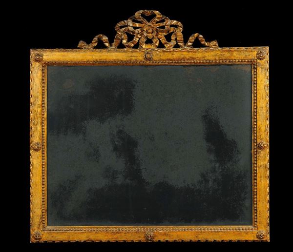 Tre specchiere in legno intagliato e dorato, Lucca XVIII secolo